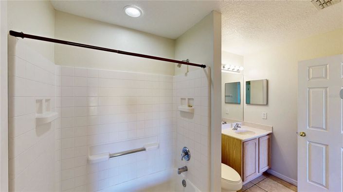 Image No.18-7 Bed House for sale