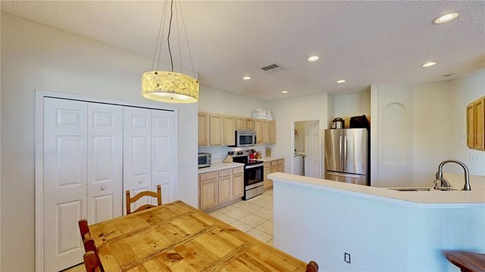 Image No.6-7 Bed House for sale