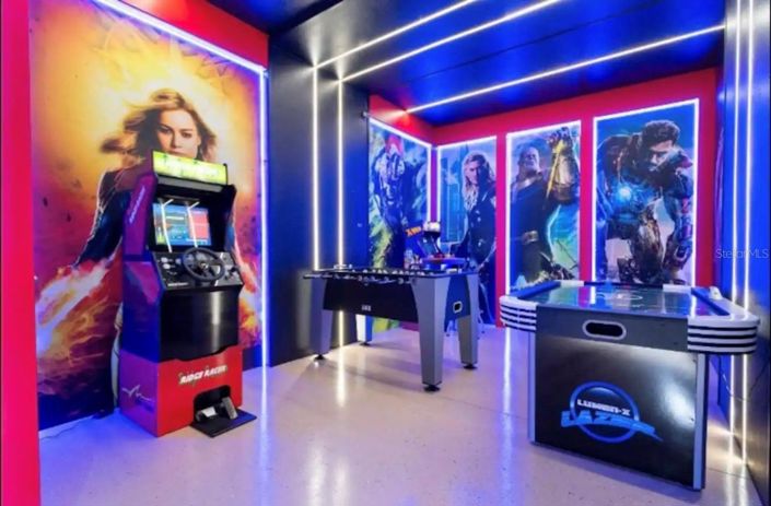 Image No.8-5 Bed House for sale