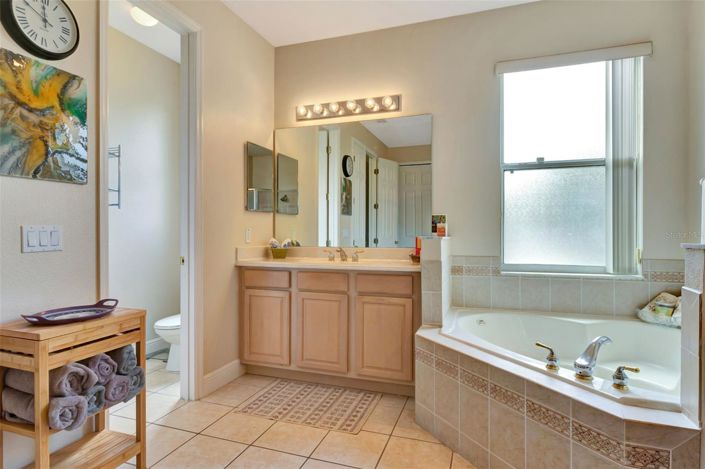 Image No.31-4 Bed House for sale