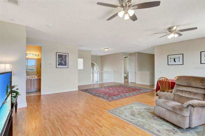 Image No.37-4 Bed House for sale