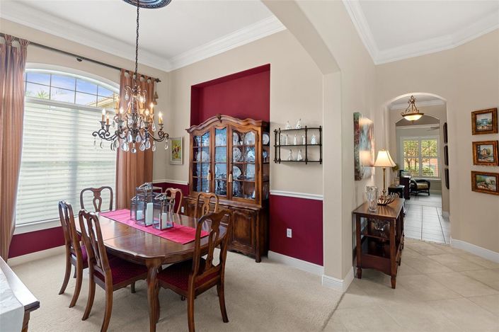 Image No.10-3 Bed House for sale