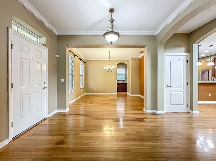 Image No.11-4 Bed House for sale