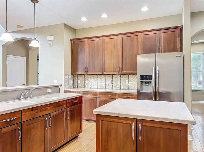 Image No.24-4 Bed House for sale