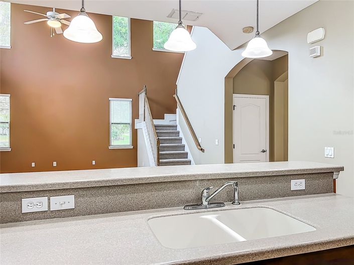 Image No.26-4 Bed House for sale