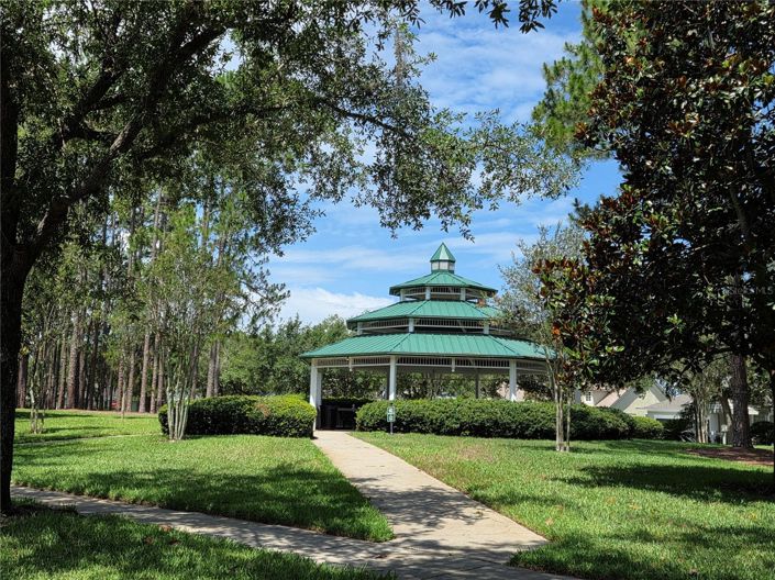 Image No.83-4 Bed House for sale