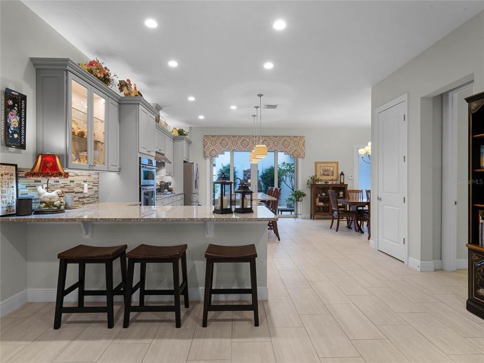 Image No.11-4 Bed Townhouse for sale