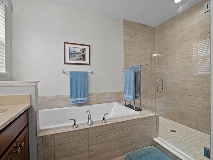 Image No.23-4 Bed Townhouse for sale