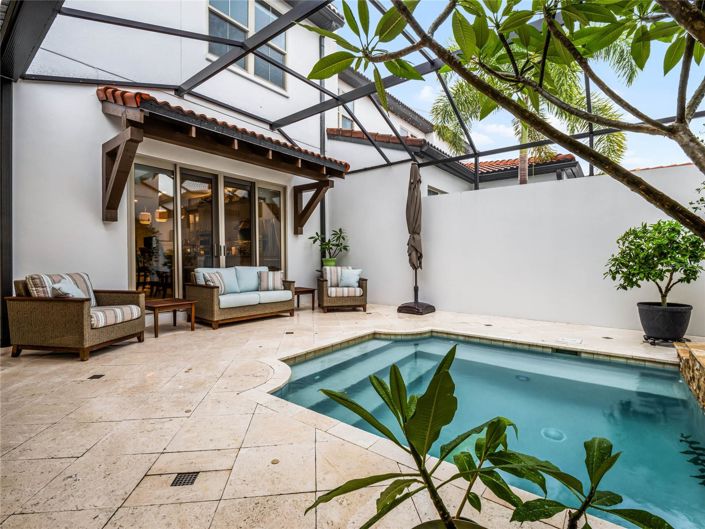 Image No.4-4 Bed Townhouse for sale