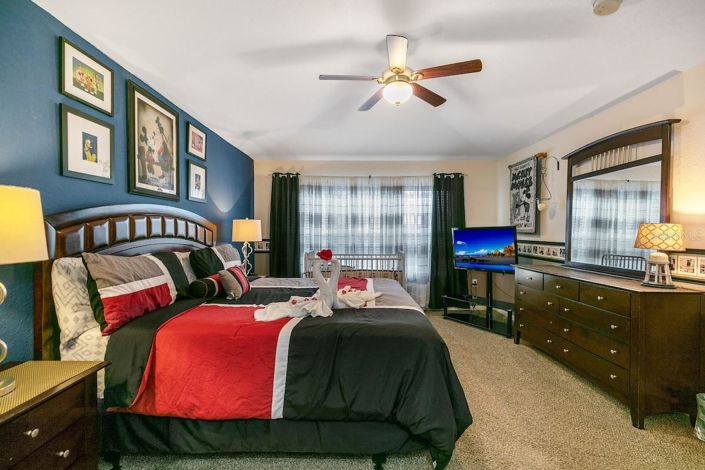 Image No.13-6 Bed House for sale