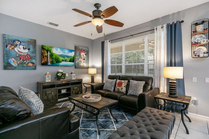 Image No.3-6 Bed House for sale