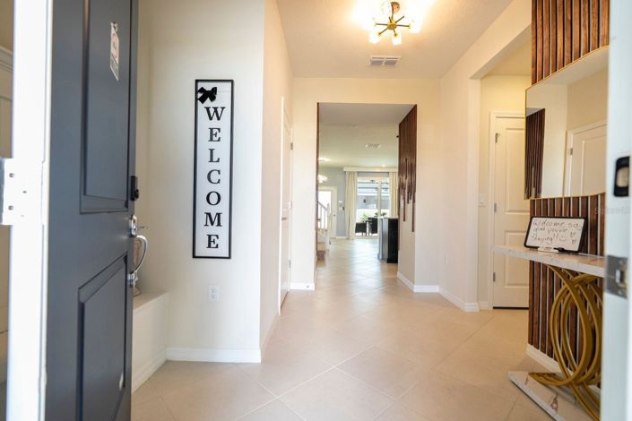 Image No.4-5 Bed Townhouse for sale