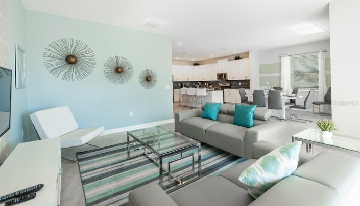 Image No.53-6 Bed House for sale