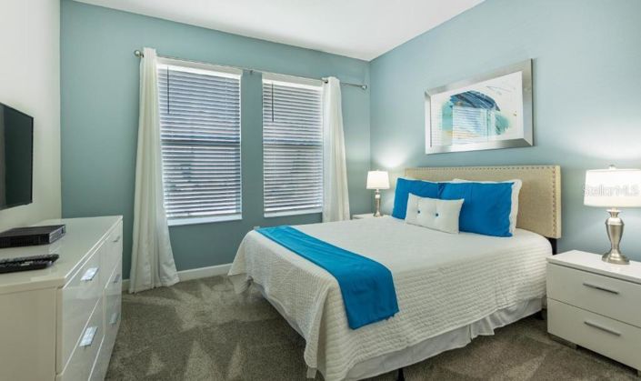 Image No.6-6 Bed House for sale