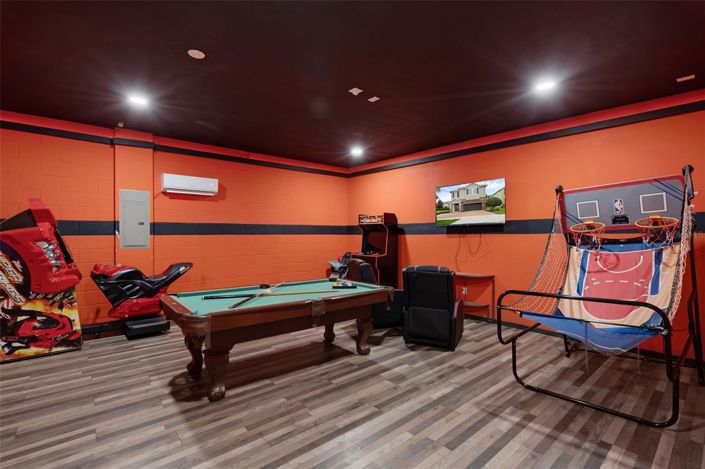 Image No.25-8 Bed House for sale