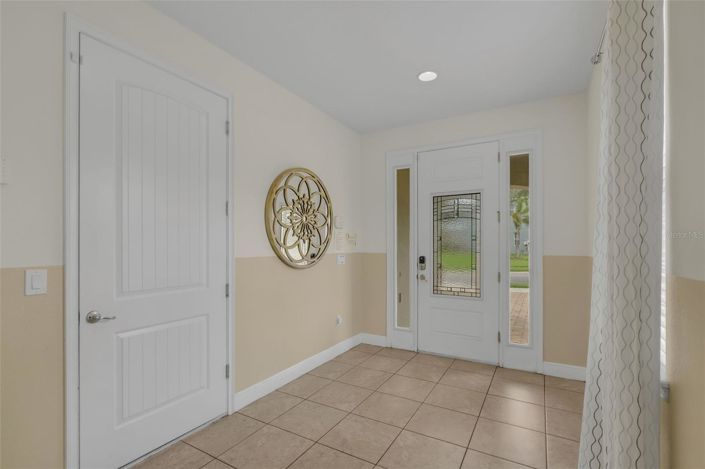 Image No.3-8 Bed House for sale