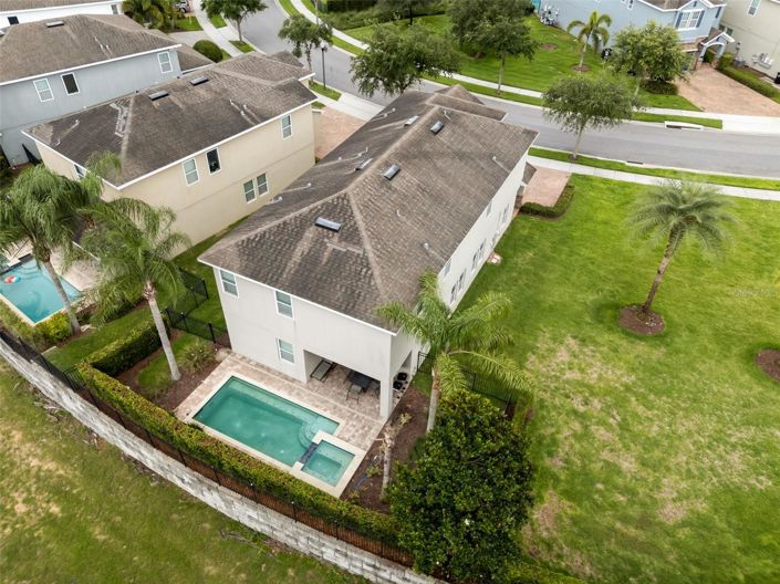 Image No.32-8 Bed House for sale