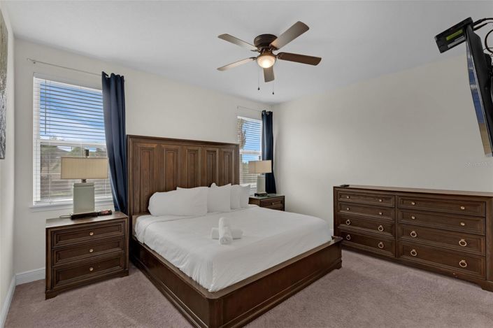 Image No.9-8 Bed House for sale