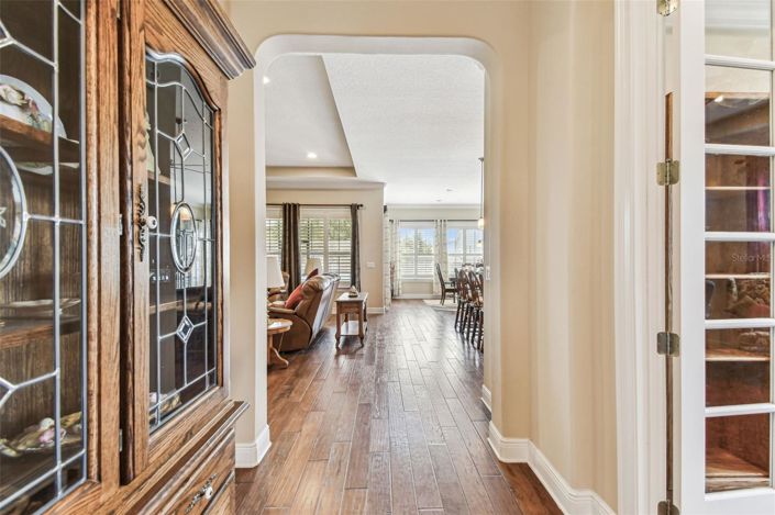 Image No.10-4 Bed House for sale