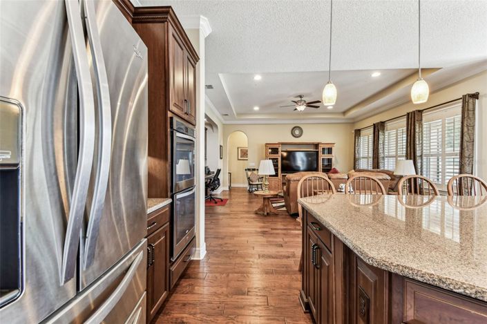 Image No.17-4 Bed House for sale