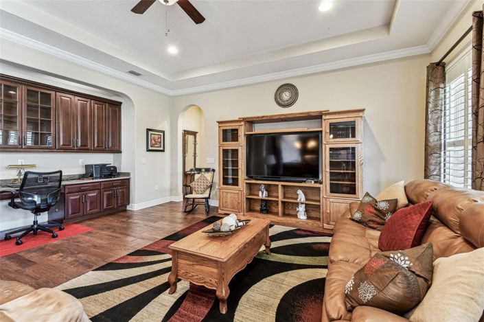 Image No.23-4 Bed House for sale