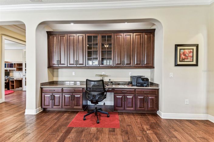 Image No.24-4 Bed House for sale