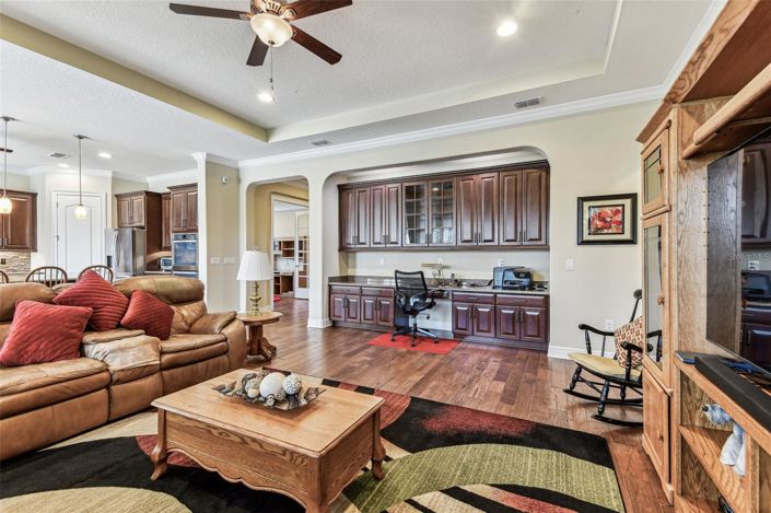 Image No.26-4 Bed House for sale