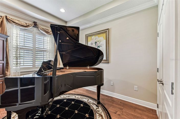 Image No.7-4 Bed House for sale