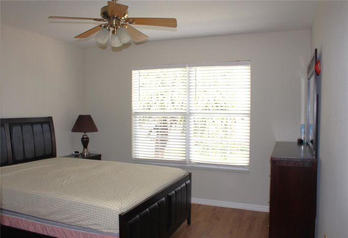 Image No.34-5 Bed House for sale