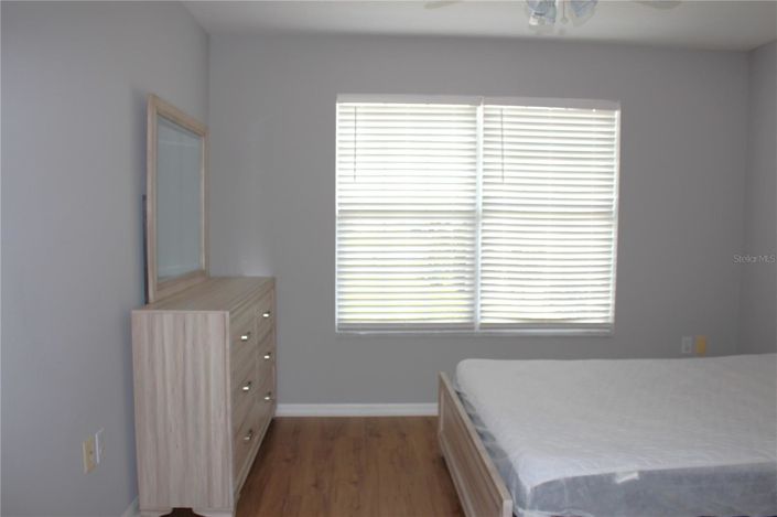 Image No.44-5 Bed House for sale