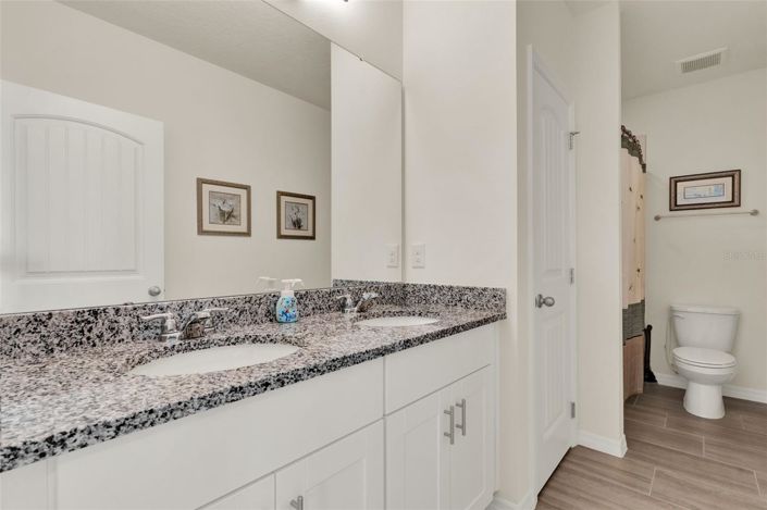 Image No.17-4 Bed House for sale