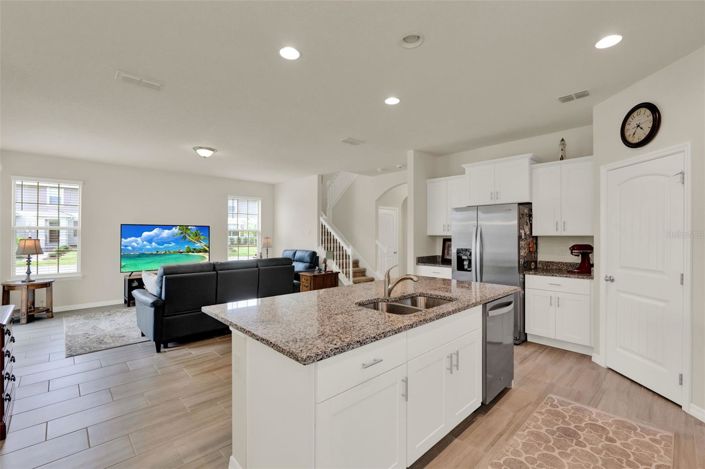 Image No.7-4 Bed House for sale