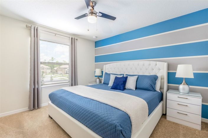 Image No.24-8 Bed House for sale