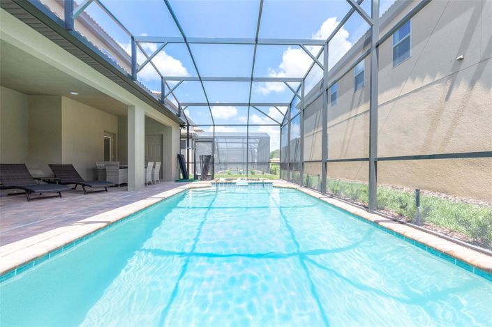 Image No.45-8 Bed House for sale