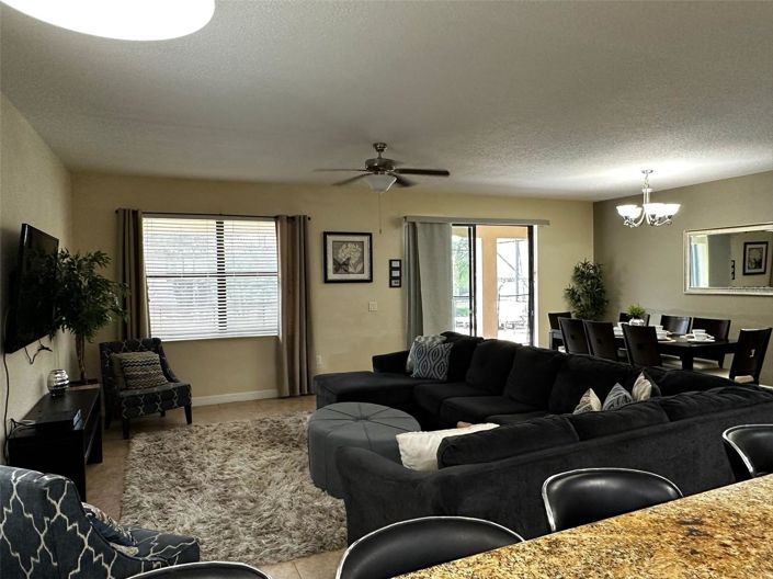 Image No.23-7 Bed House for sale