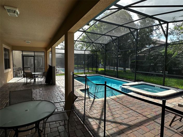 Image No.37-7 Bed House for sale