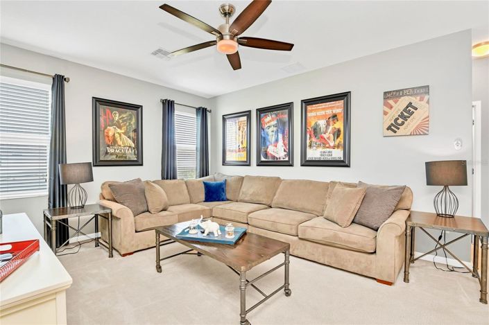 Image No.11-8 Bed House for sale