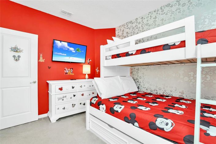 Image No.17-8 Bed House for sale