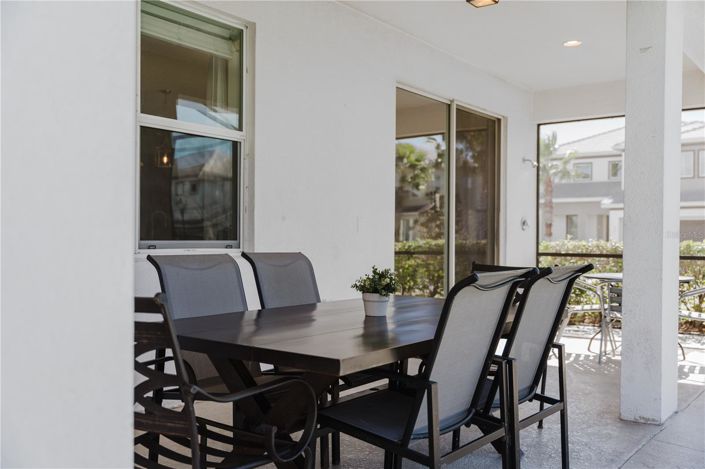 Image No.28-8 Bed House for sale