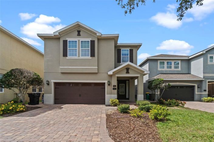 Image No.2-8 Bed House for sale