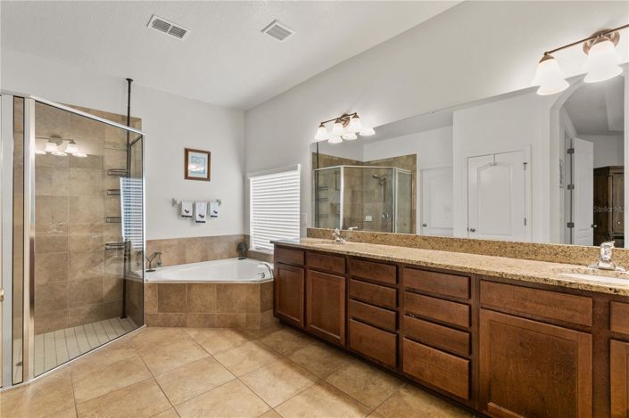 Image No.24-4 Bed House for sale