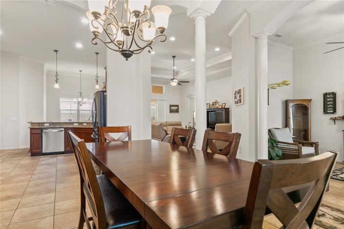 Image No.8-4 Bed House for sale