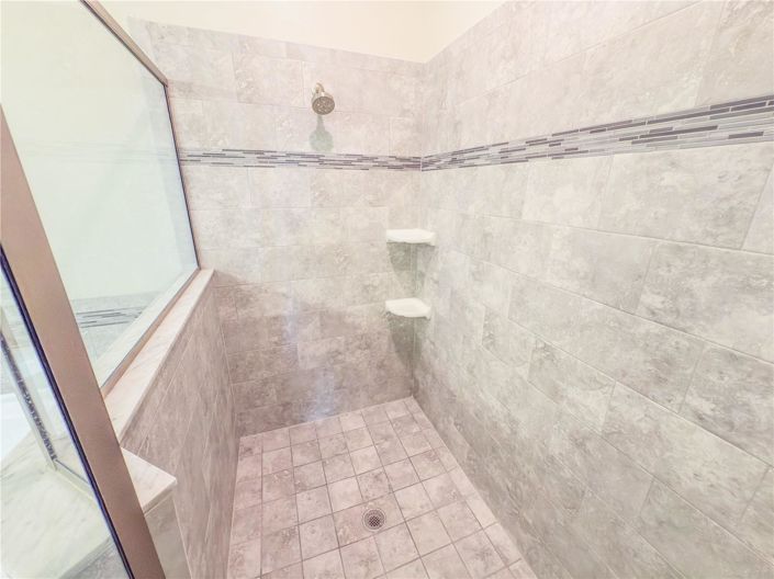 Image No.12-4 Bed House for sale