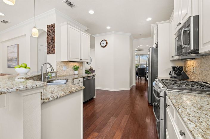 Image No.21-4 Bed House for sale