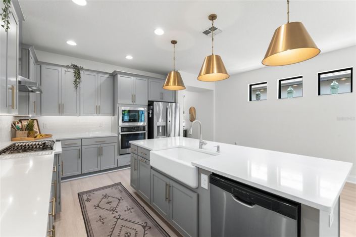 Image No.10-4 Bed House for sale