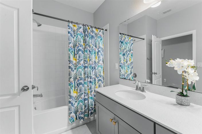 Image No.35-4 Bed House for sale