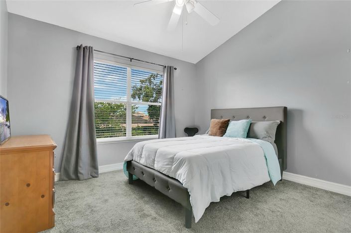 Image No.19-5 Bed House for sale