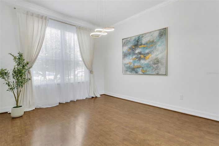 Image No.21-5 Bed House for sale