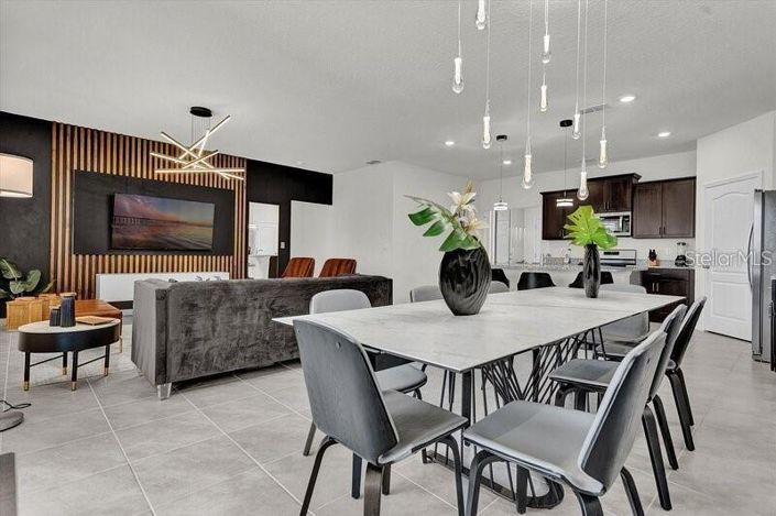 Image No.6-5 Bed House for sale