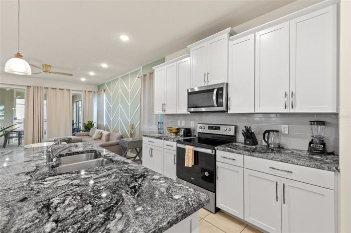 Image No.13-7 Bed House for sale